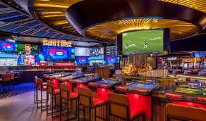 Filipino sports fan watching basketball on mobile with ph899 sportsbook open